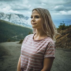 Meet your Posher, Sierra